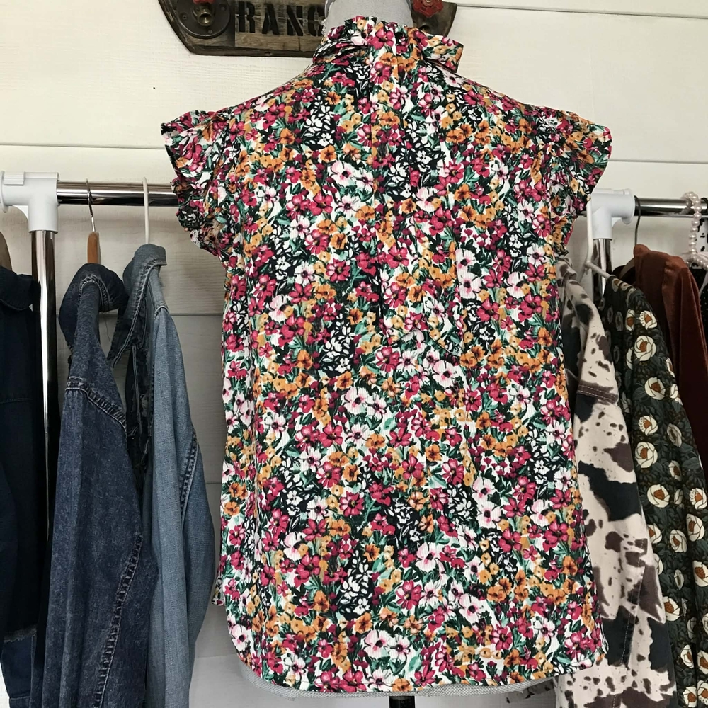 Voy Floral Themed Short Sleeve Mock Neck Blouse Womens Size Small - Picture 3 of 7